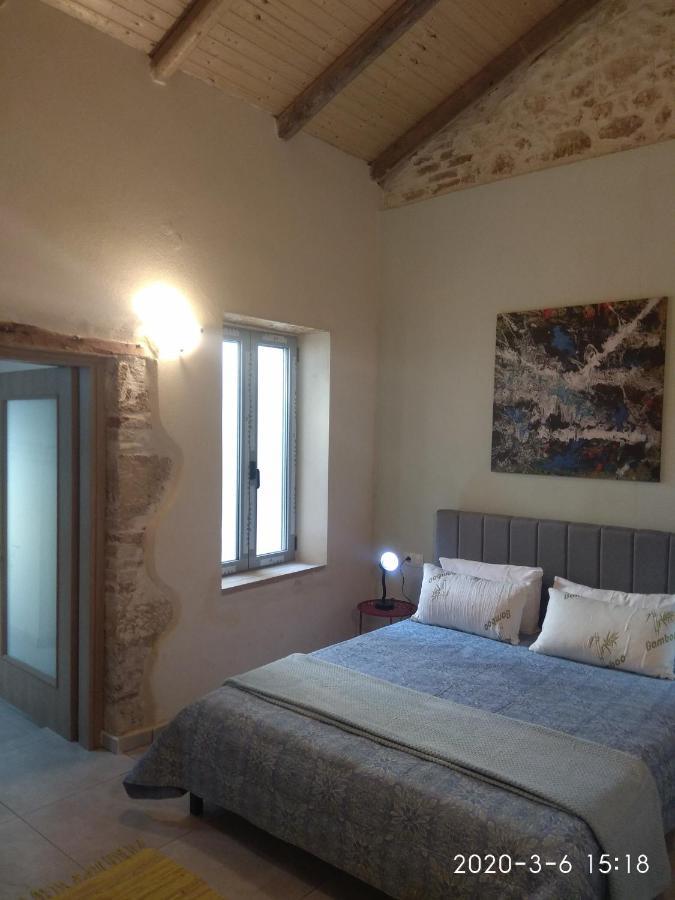 Spartis House 50M From The Beach Chania  Bagian luar foto